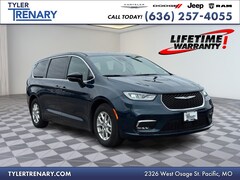 2025 Chrysler Pacifica Select FWD Van Passenger Van