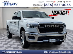2025 Ram 1500 TRADESMAN CREW CAB 4X4 5'7 BOX Pickup