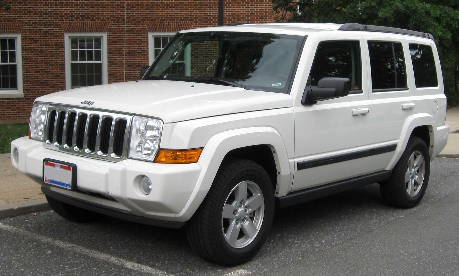 Used Jeep Commander - Tyler Trenary Chrysler Dodge Jeep RAM Eureka MO 63025