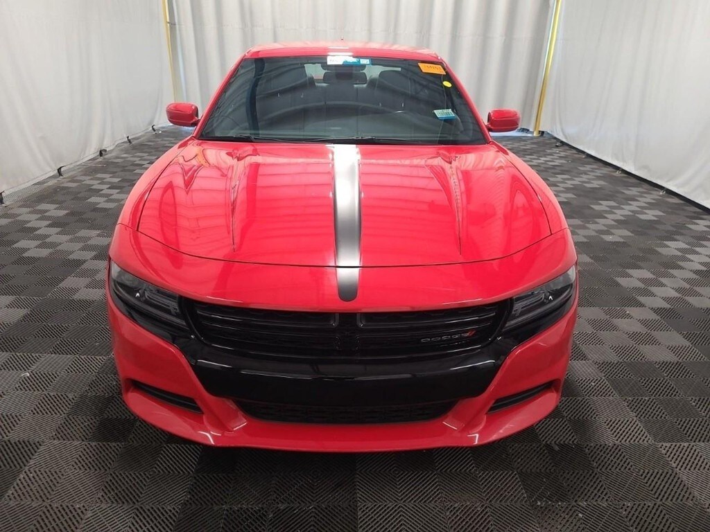 2018 Dodge Charger GT photo 2