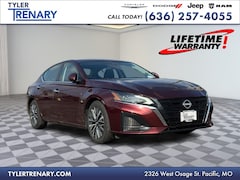 2023 Nissan Altima 2.5 SV Sedan Sedan