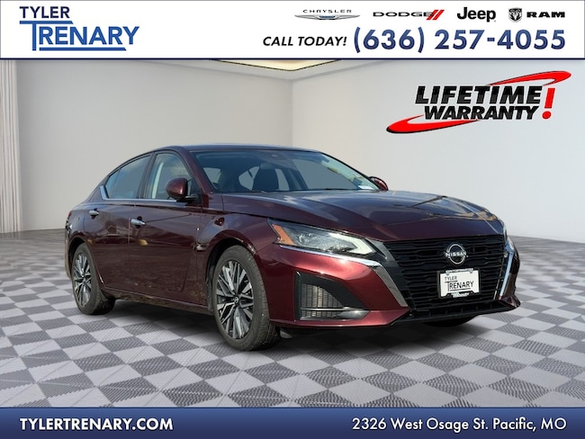 2023 Nissan Altima 2.5 SV Sedan Sedan