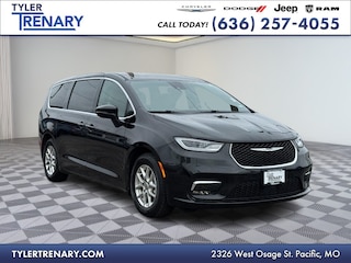 2025 Chrysler Pacifica Select FWD Van Passenger Van