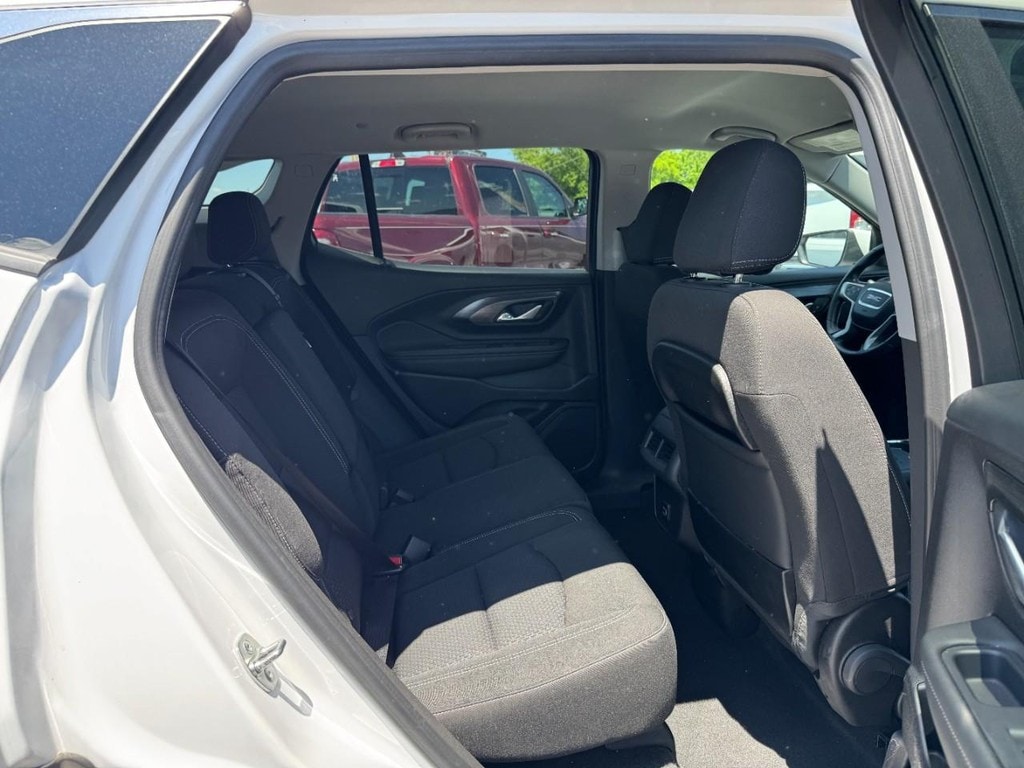 2024 GMC Terrain SLE - Photo 12