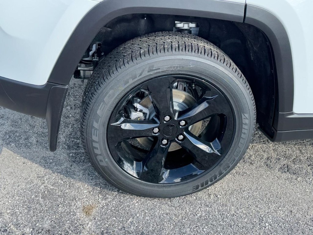 New 2025 Jeep Grand Cherokee ALTITUDE X 4X4 Sport Utility