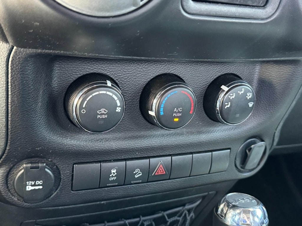 2017 Jeep Wrangler Unlimited Sport - Photo 23