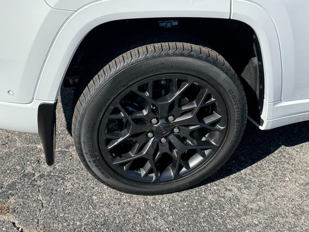 New 2025 Jeep Grand Cherokee SUMMIT RESERVE 4X4 Sport Utility