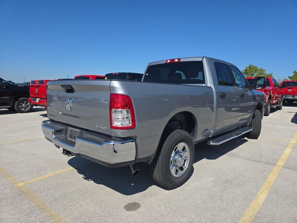 2024 Ram 2500 Big Horn photo 3