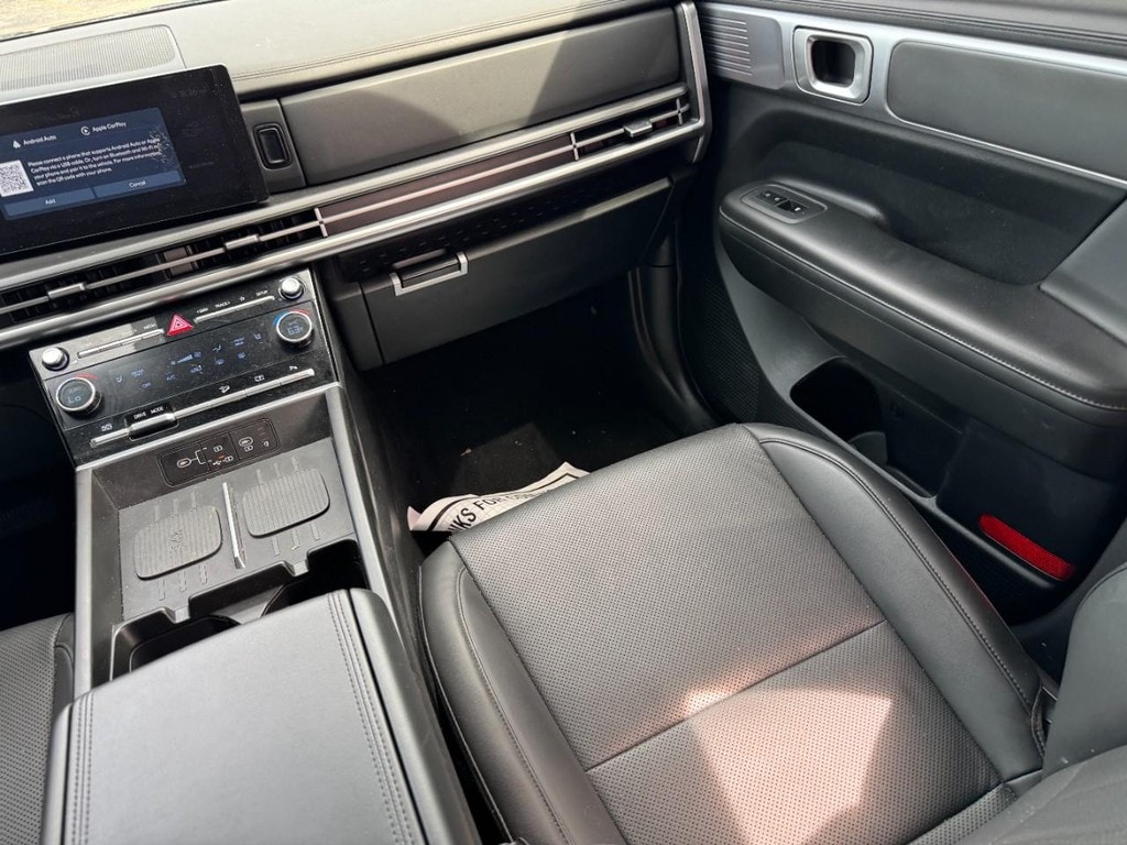 2025 Hyundai Santa Fe SEL - Photo 17