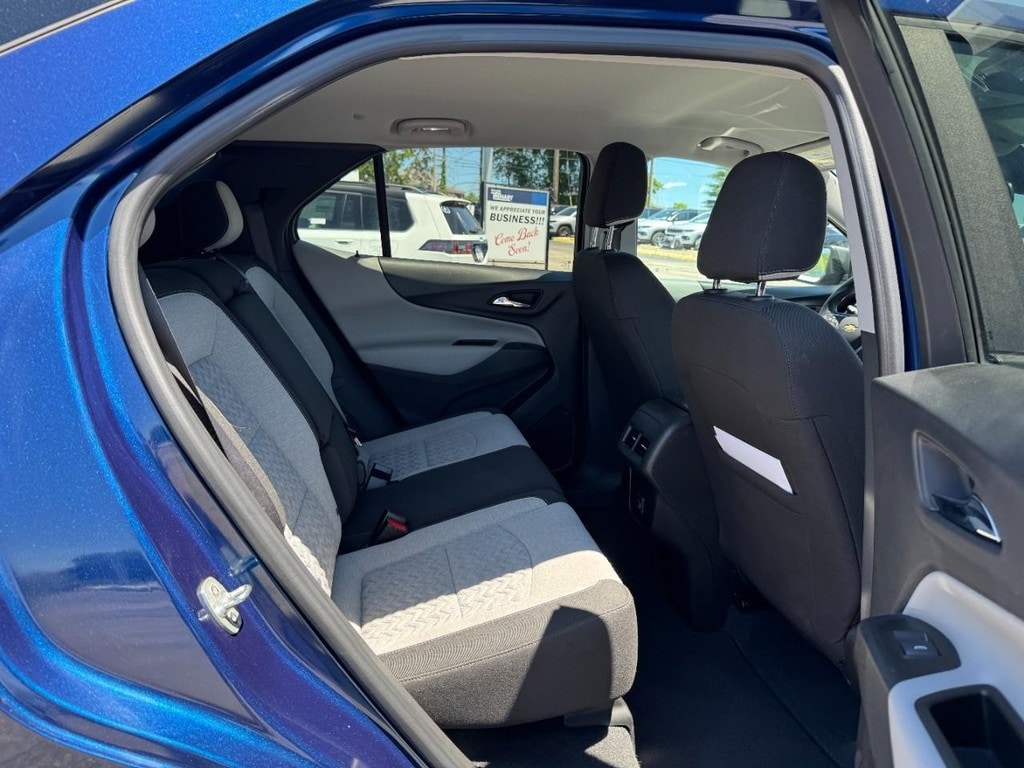 2023 Chevrolet Equinox LS - Photo 12