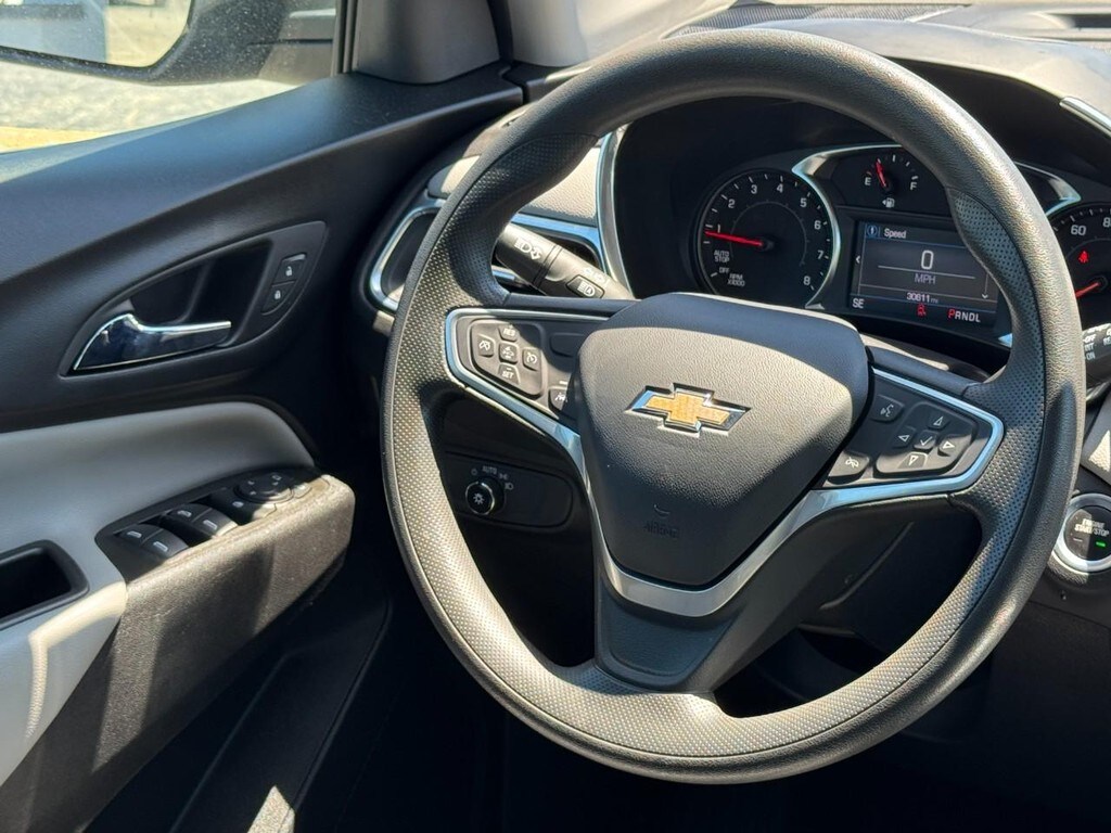 2023 Chevrolet Equinox LS - Photo 14