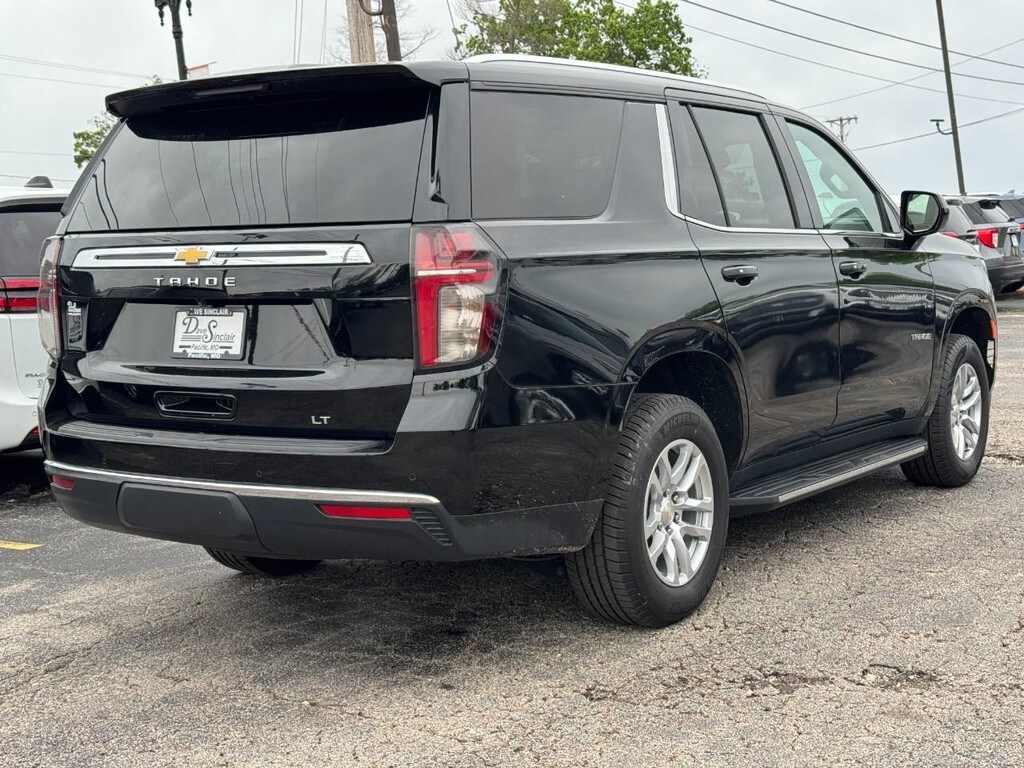 2023 Chevrolet Tahoe LT photo 3
