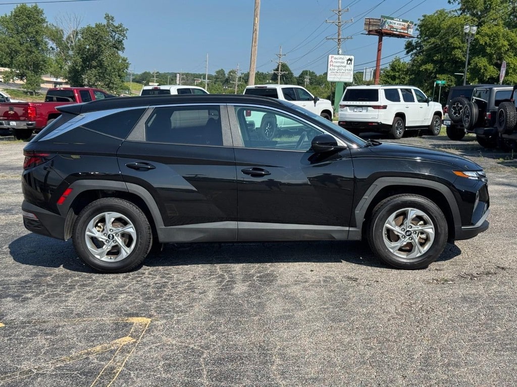 Used 2024 Hyundai Tucson SEL with VIN KM8JBCDE4RU319490 for sale in Pacific, MO