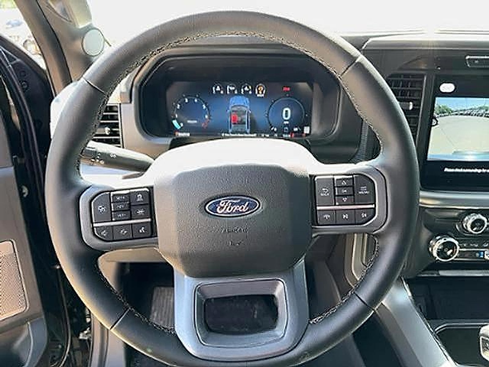 2025 Ford F-150 Lariat - Photo 19