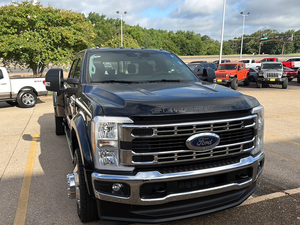 Used 2025 Ford F-450 XLT