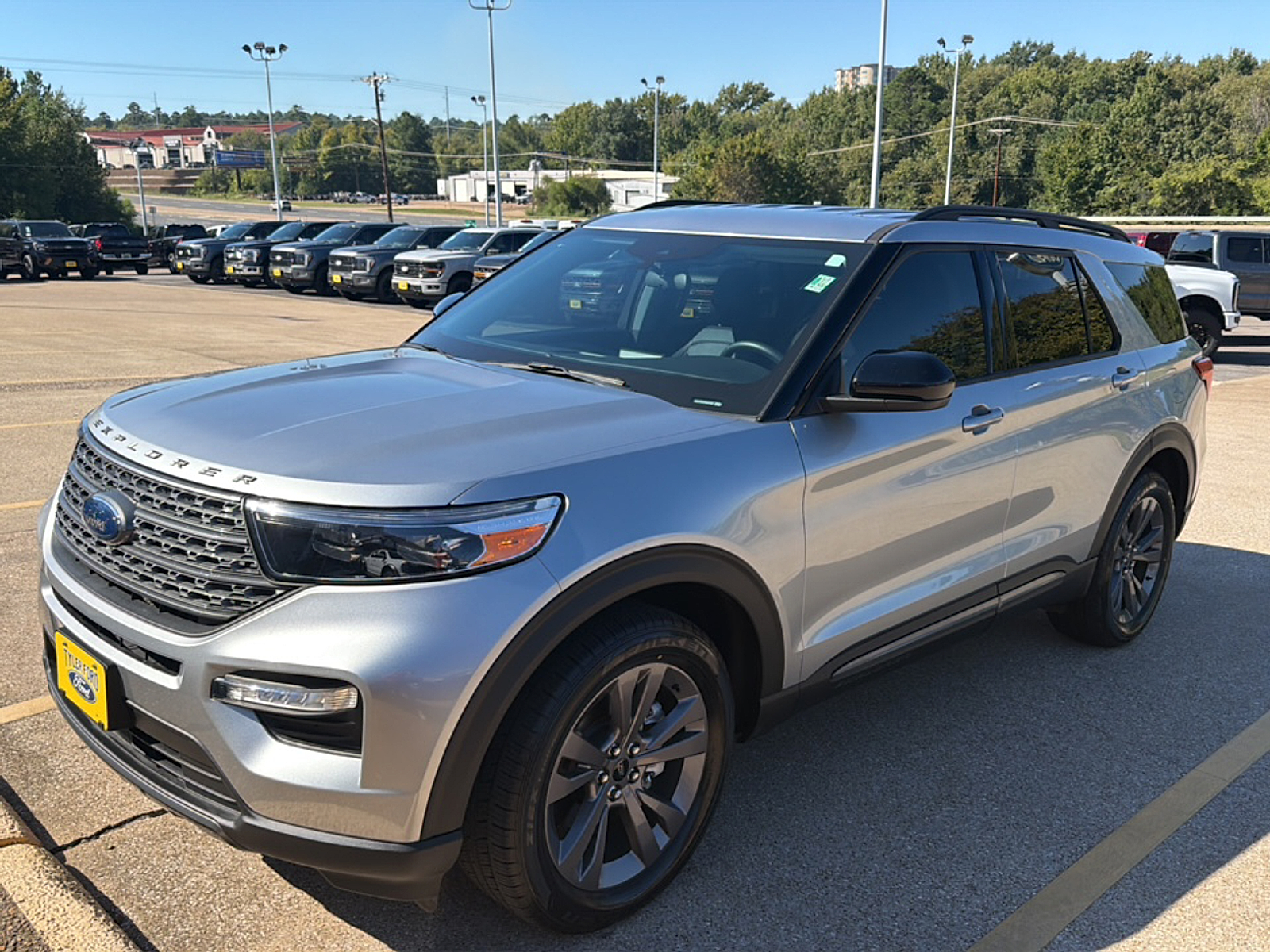 Used 2023 Ford Explorer XLT