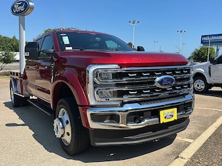2026 Ford F-450 Chassis Lariat