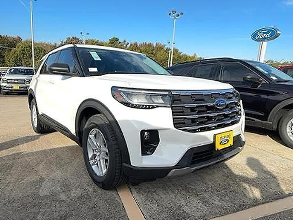 New 2026 Ford Explorer Active w/200A Pkg SUV