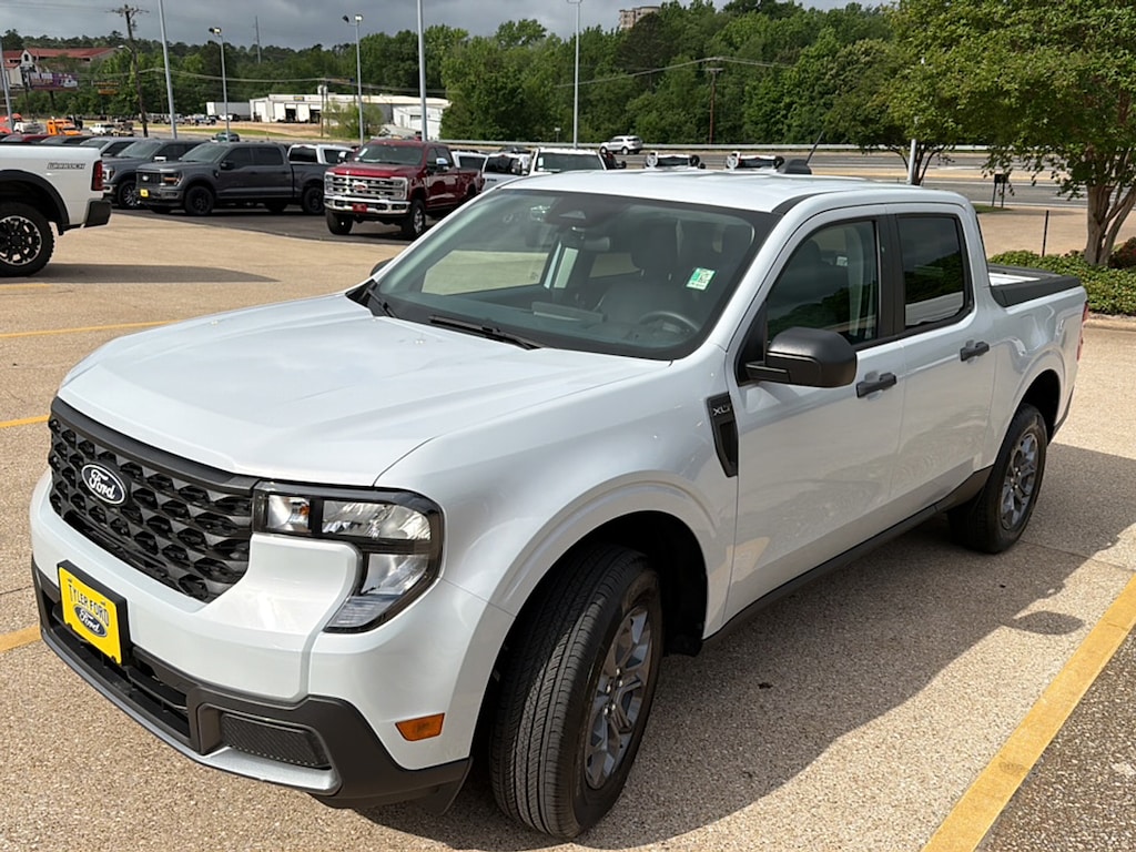 Used 2025 Ford Maverick XLT
