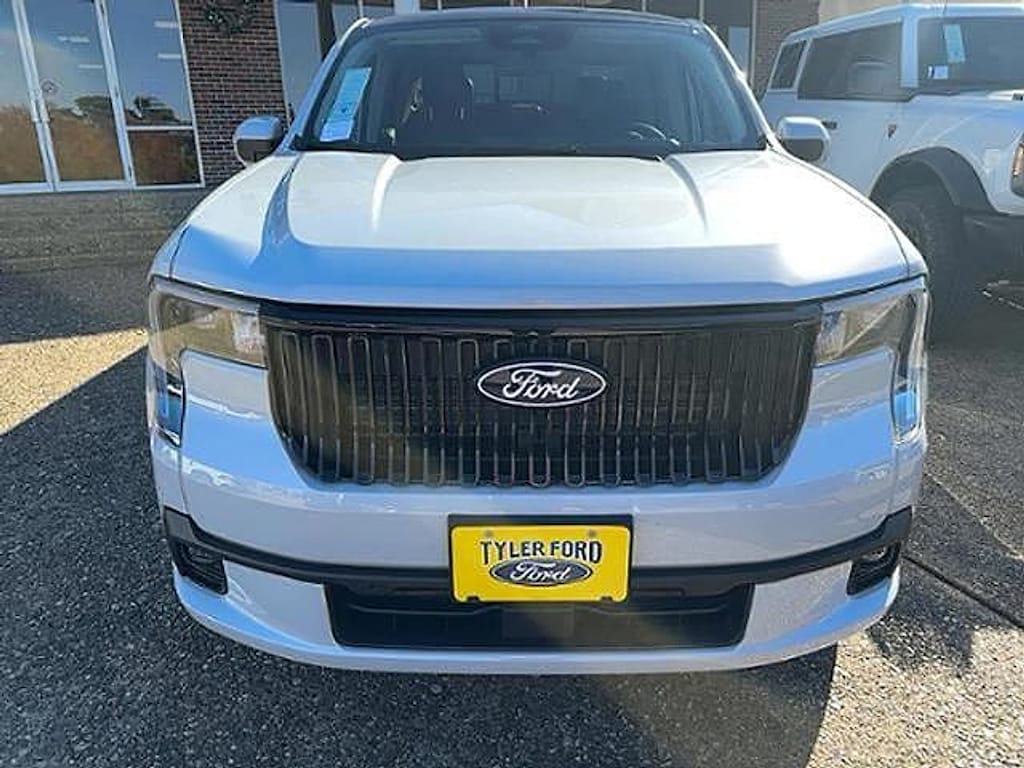 New 2026 Ford Maverick Lobo High TRUCK