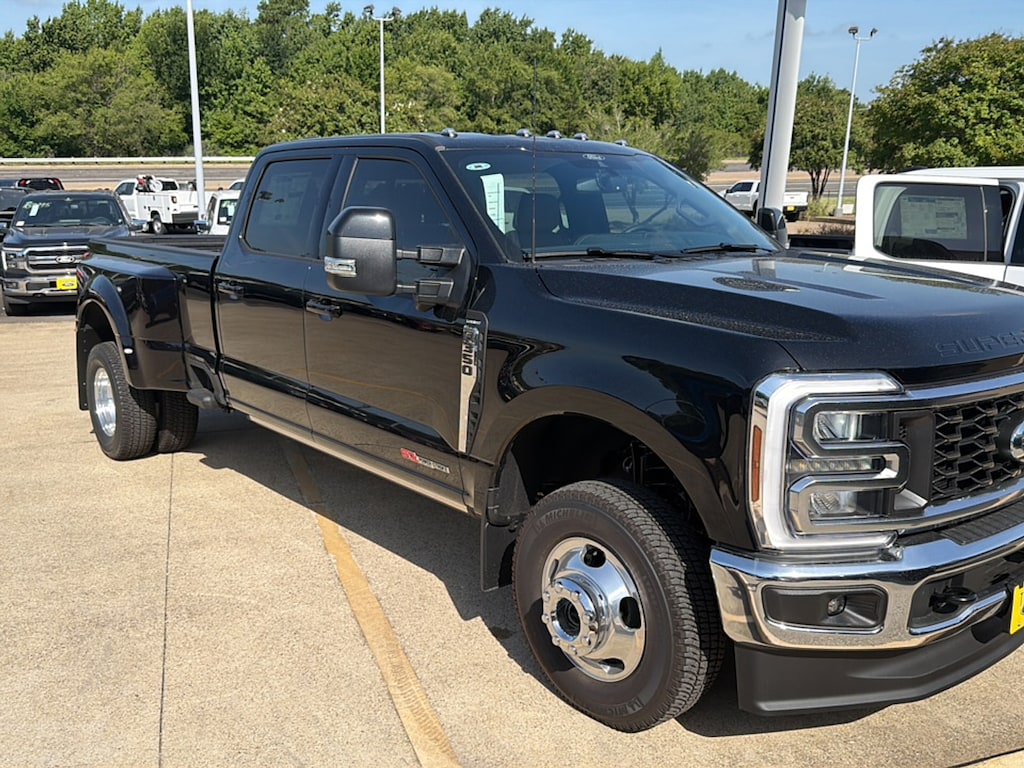 New 2026 Ford F-350 Lariat