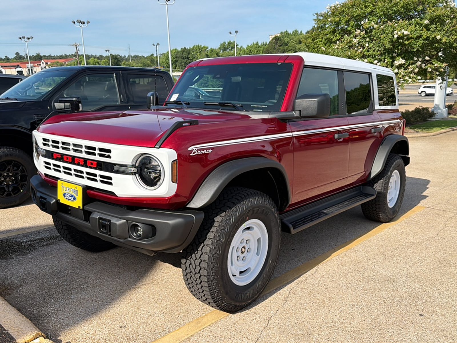 2026 Ford Bronco Heritage Edition 4x4's photo