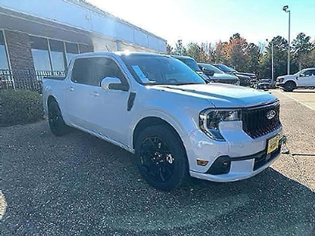 New 2026 Ford Maverick Lobo High TRUCK