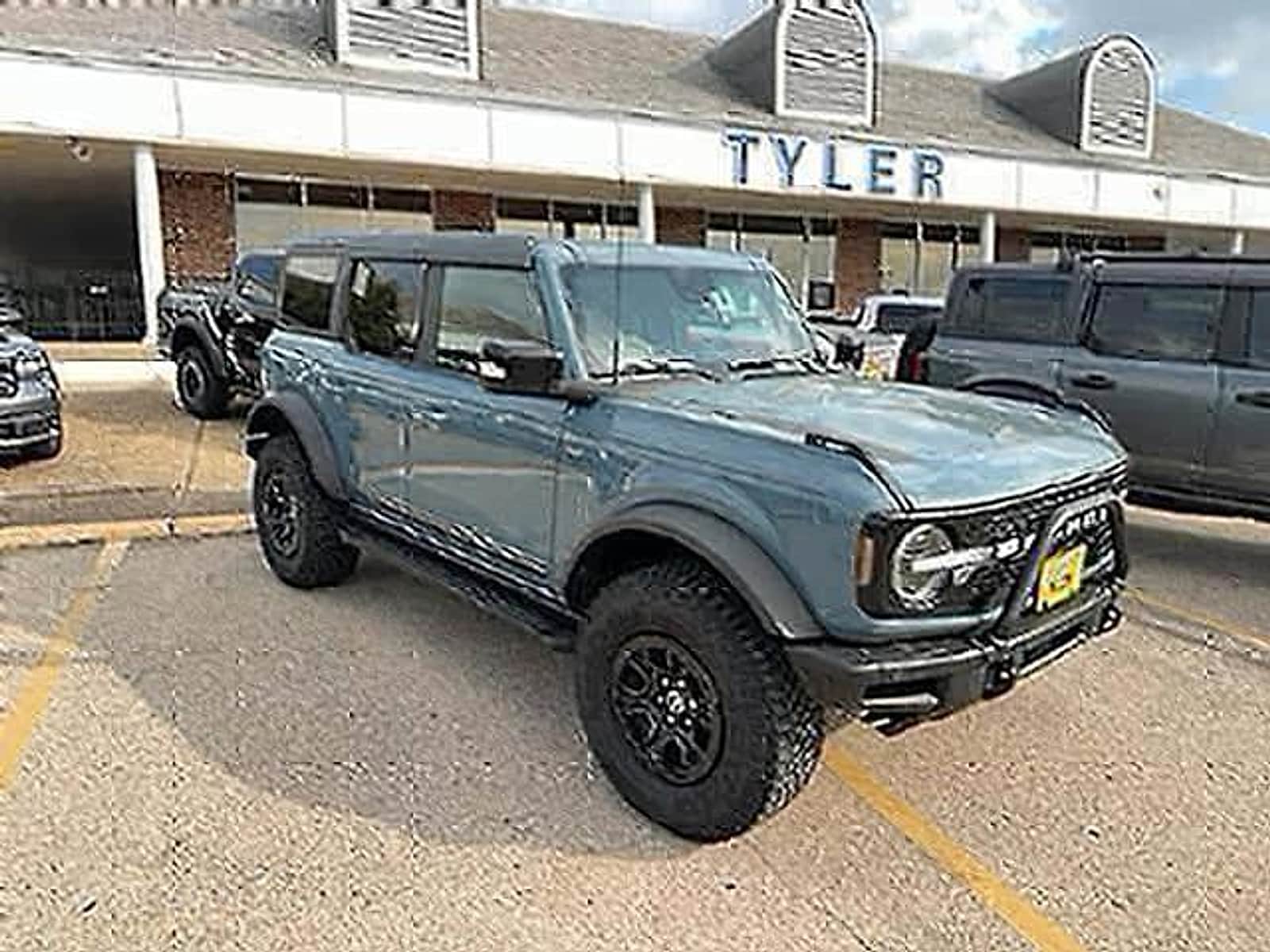 2021 Ford Bronco First Edition Advanced 4x4's photo