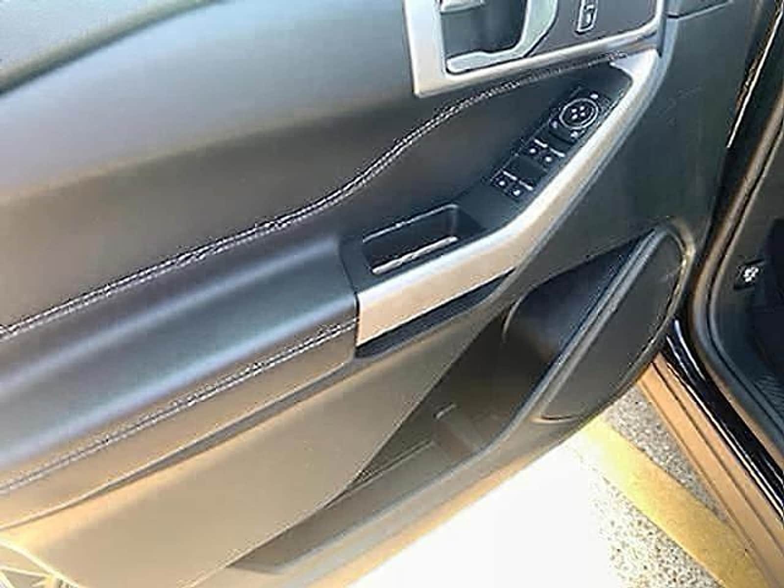 2024 Ford Explorer XLT - Photo 16