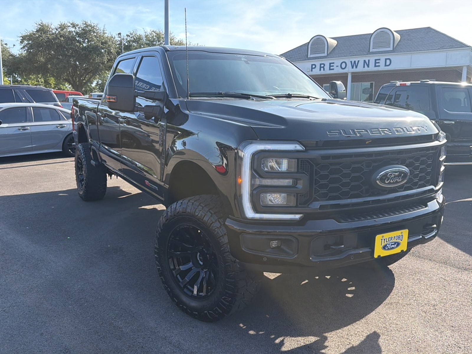 Used 2024 Ford F-250 Lariat