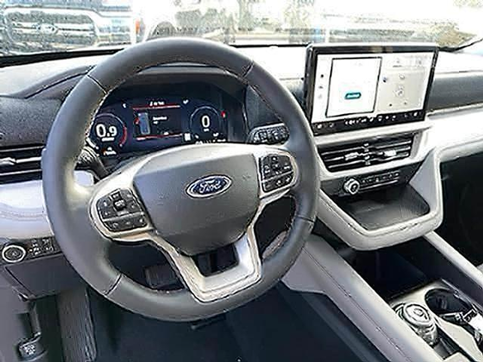 2026 Ford Explorer Active - Photo 13