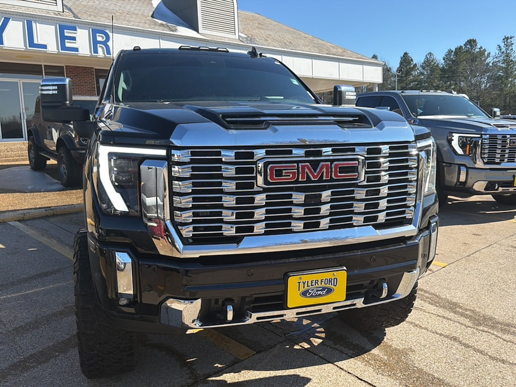 Used 2024 GMC Sierra 2500HD Denali Pickup