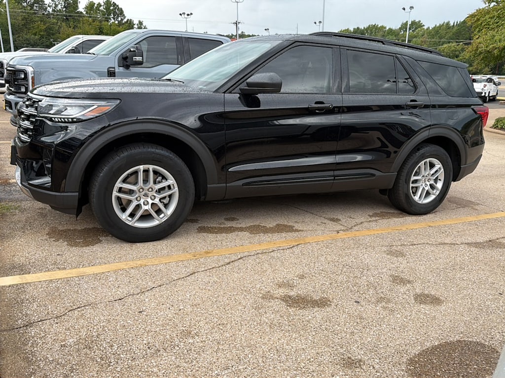 New 2026 Ford Explorer Active