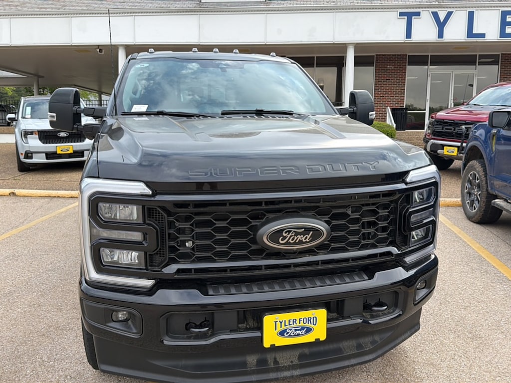 New 2026 Ford F-250 Lariat TRUCK