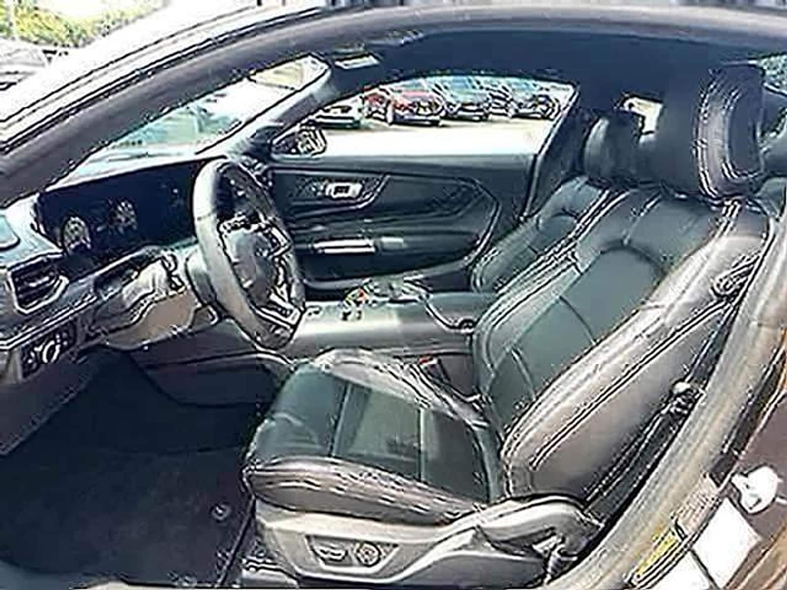 2024 Ford Mustang EcoBoost Premium - Photo 10