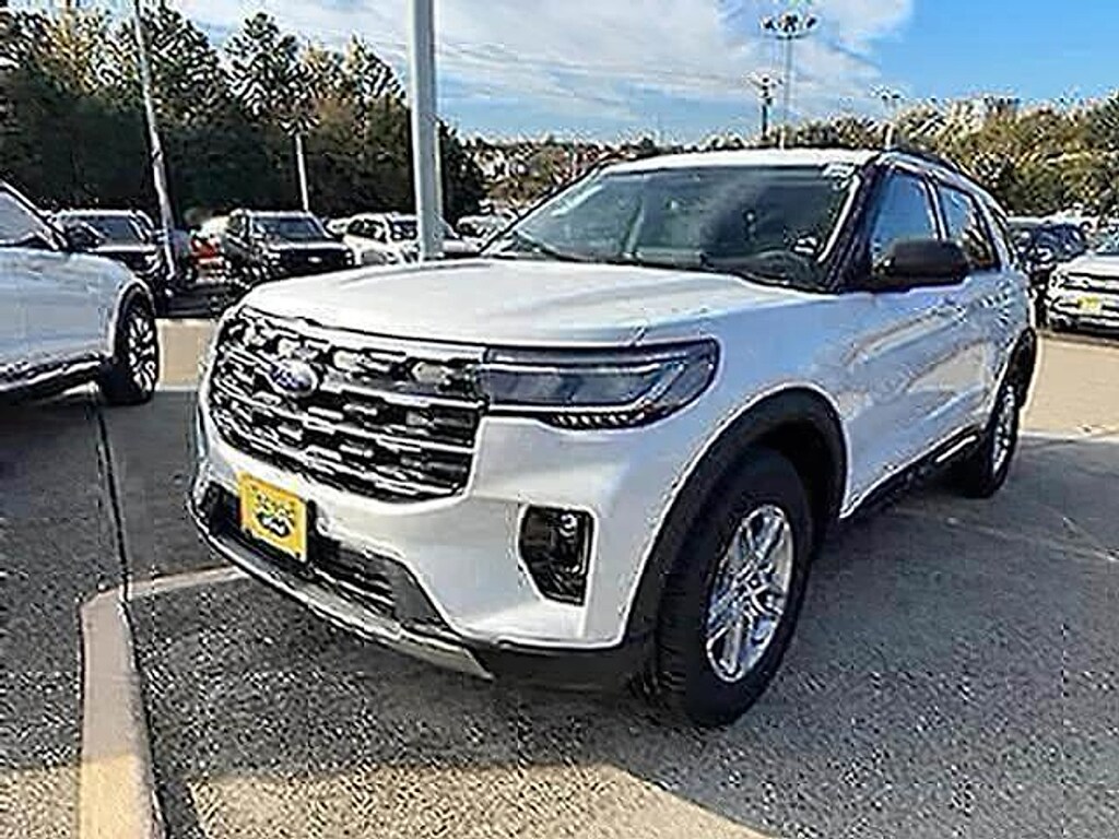New 2026 Ford Explorer Active w/200A Pkg SUV
