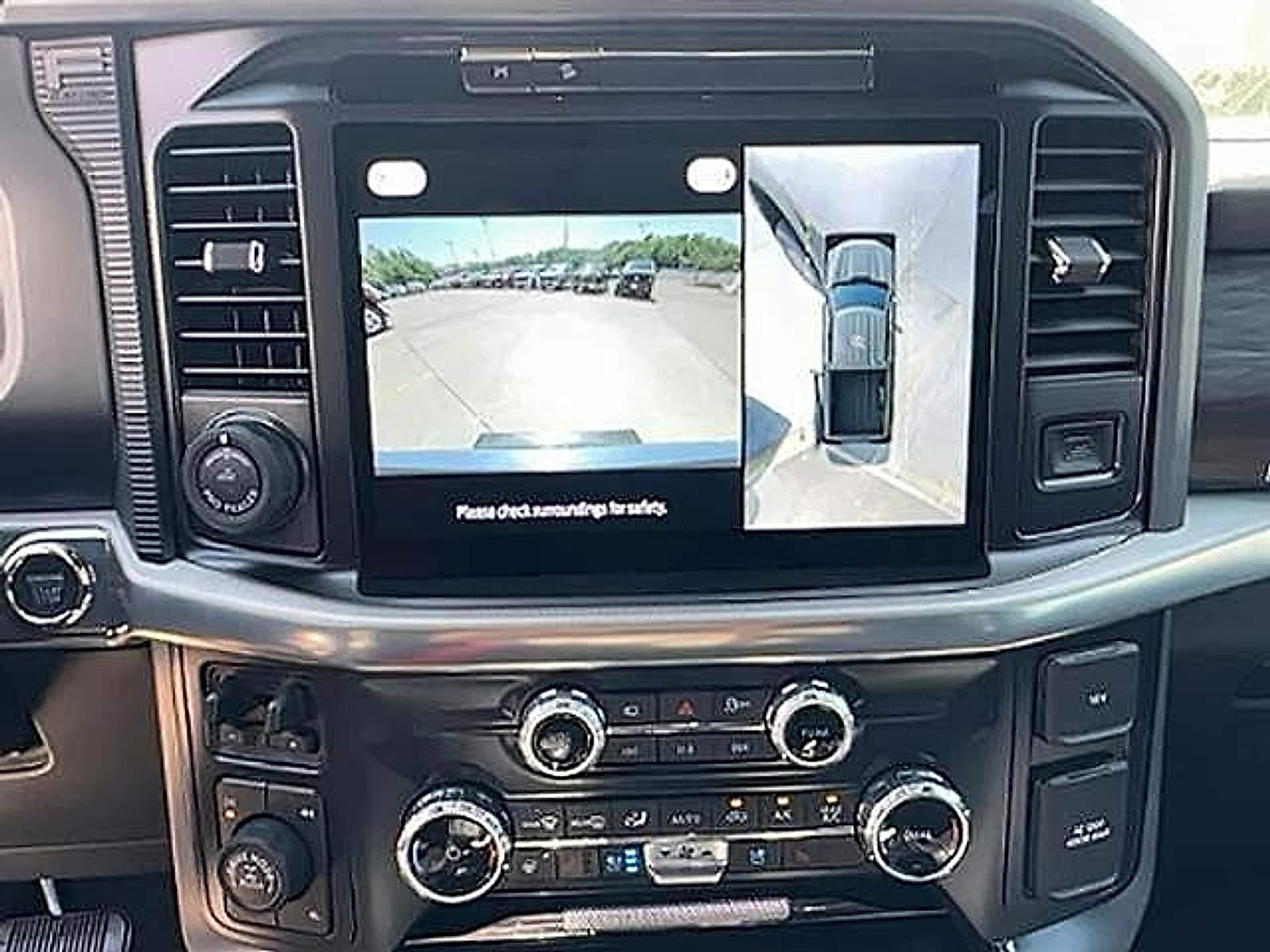 2025 Ford F-150 Lariat - Photo 17