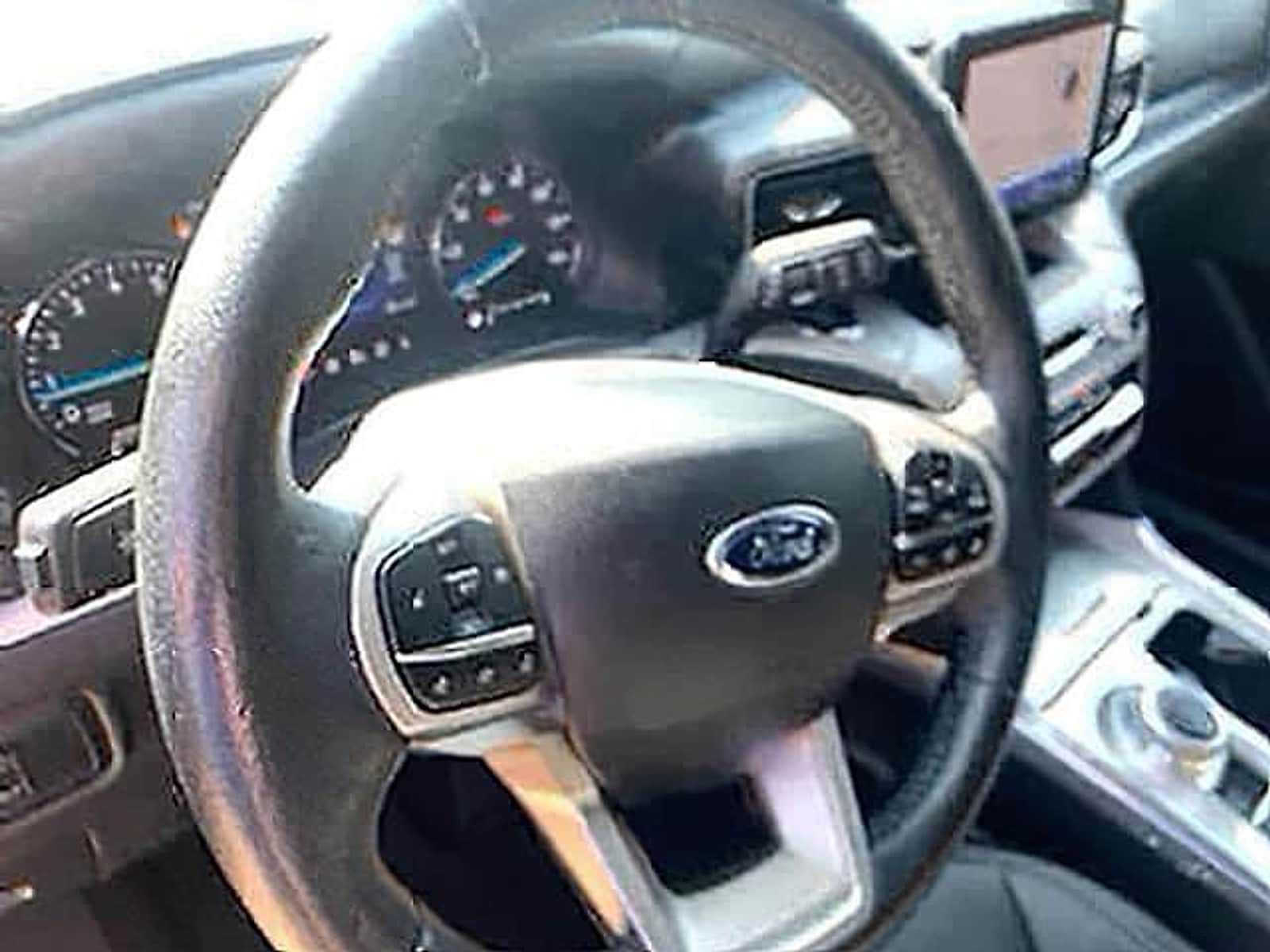 2024 Ford Explorer XLT - Photo 15