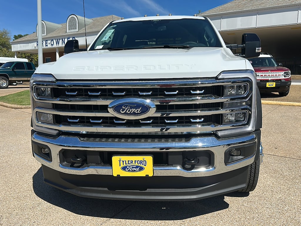 New 2026 Ford F-550 Chassis Lariat