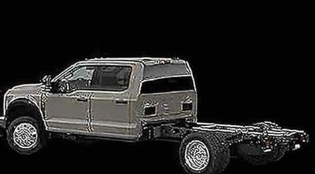 New 2026 Ford F-450 Chassis Lariat