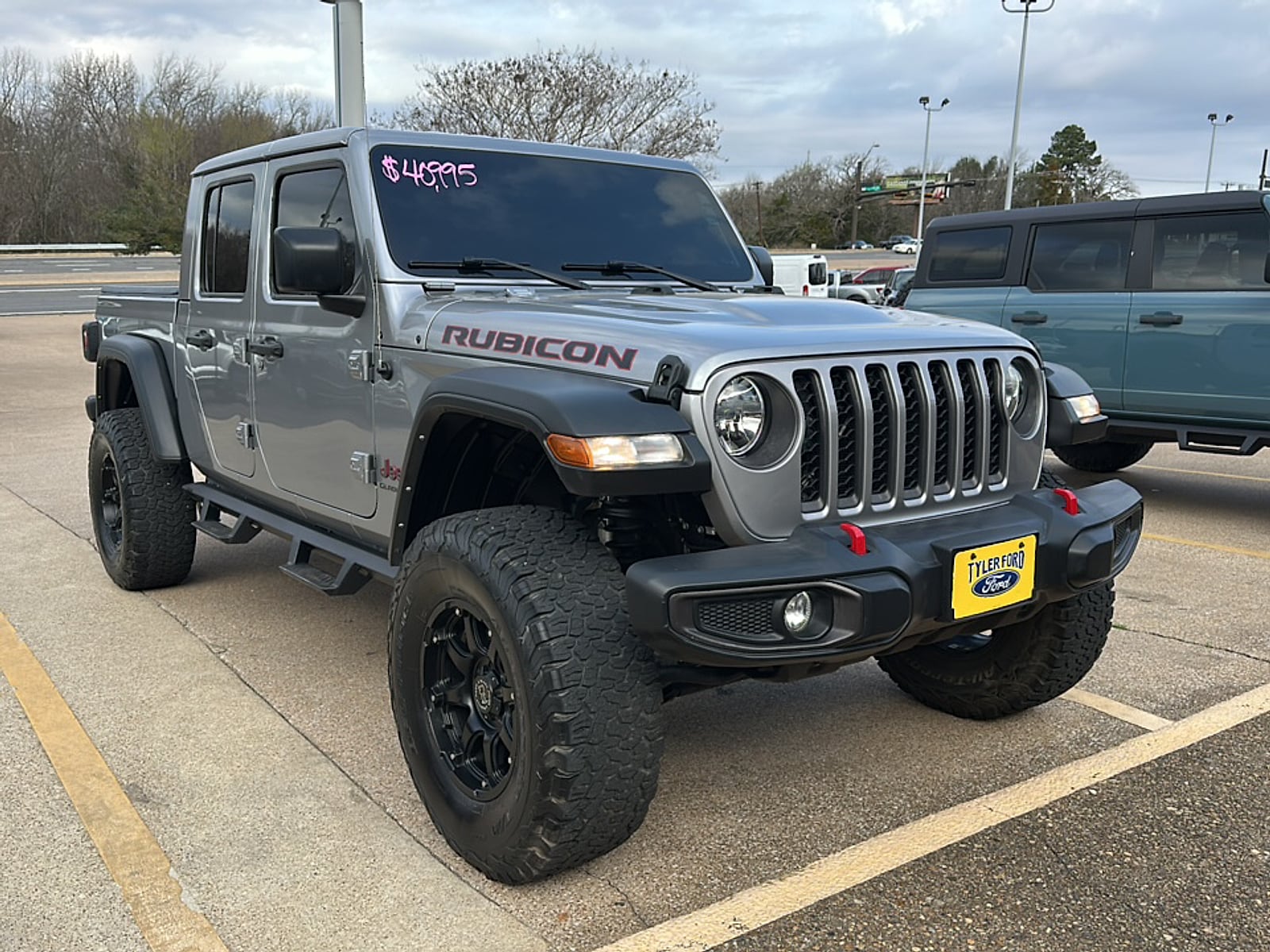 2021 Jeep Gladiator Rubicon's photo