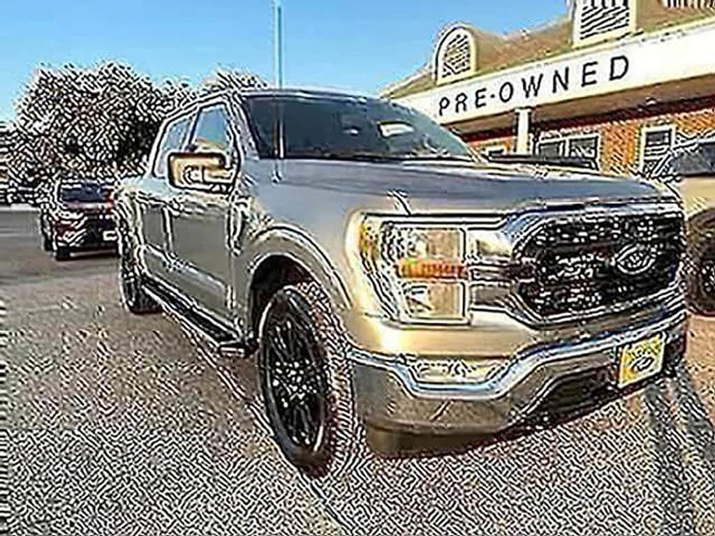 Used 2022 Ford F-150 XLT Crew Cab Short Bed Truck