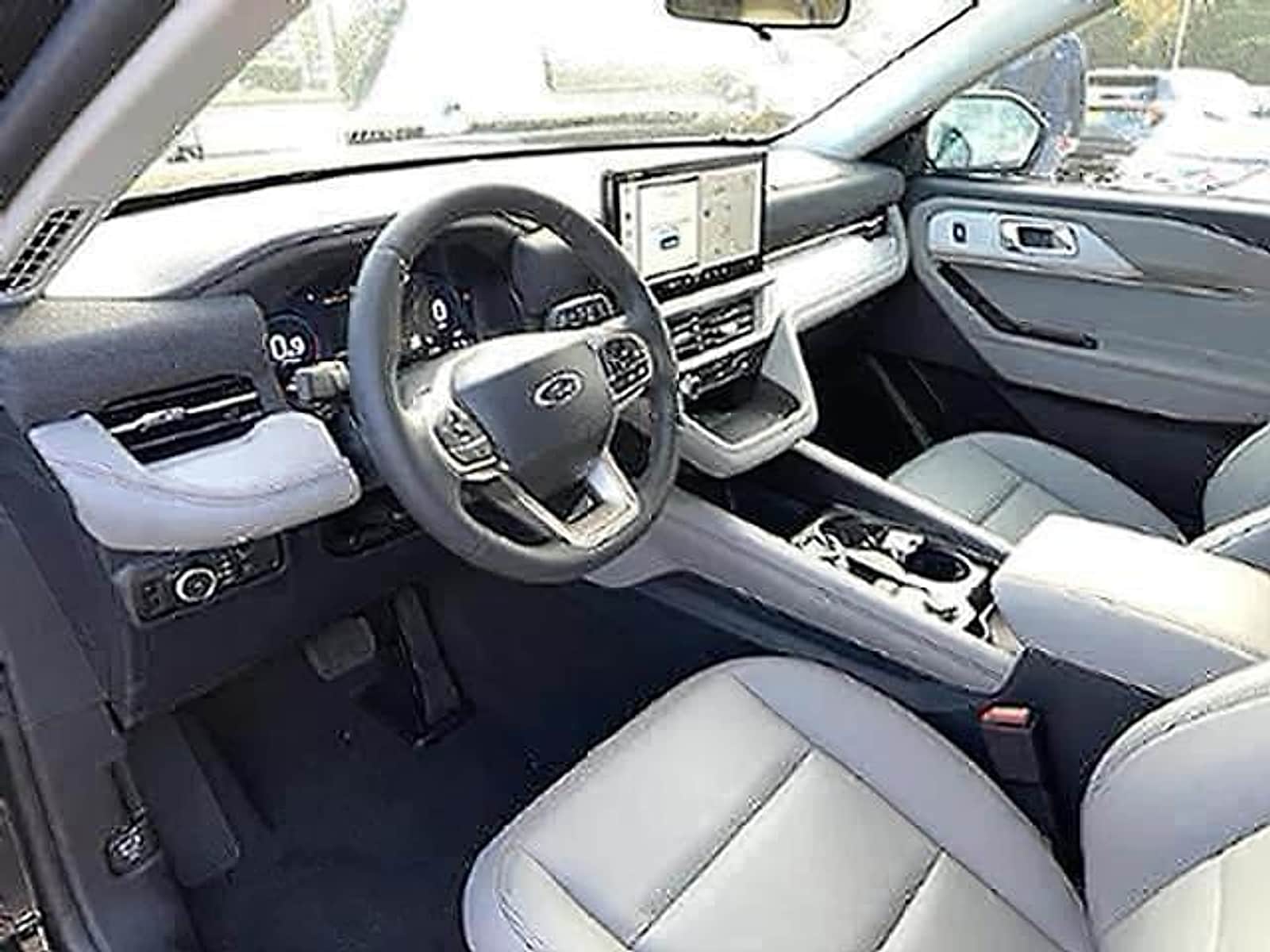 2026 Ford Explorer Active - Photo 15