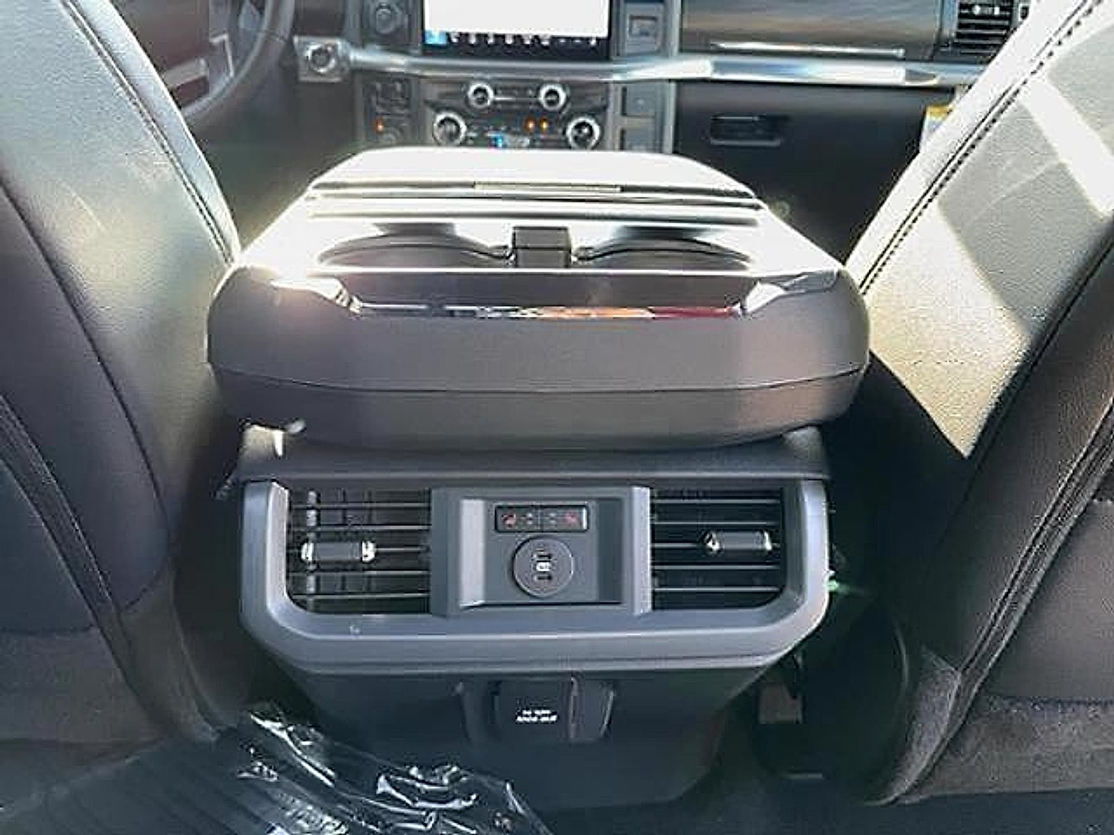 2025 Ford F-150 Lariat - Photo 12
