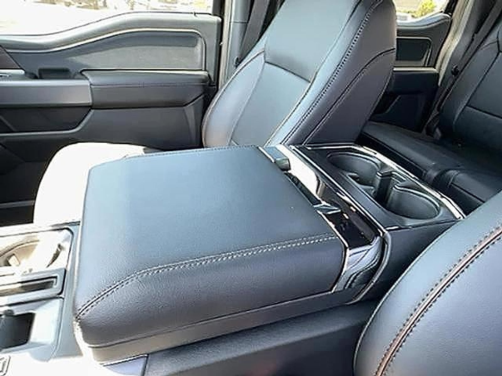 2025 Ford F-150 Lariat - Photo 20