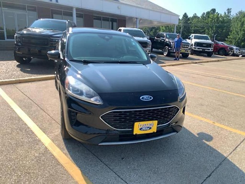 Used 2021 Ford Escape SE SUV