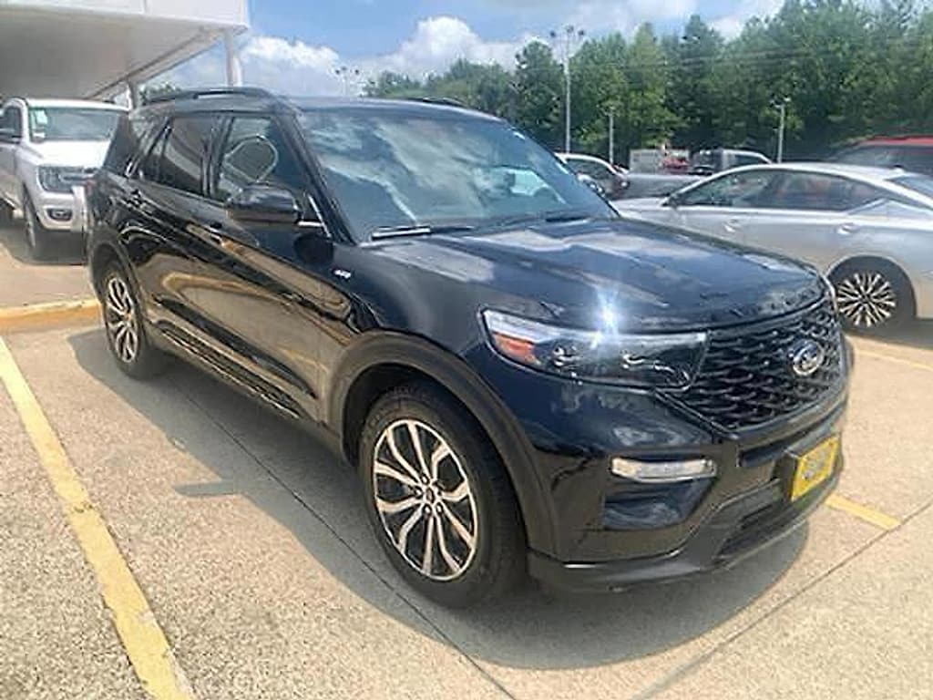 Used 2024 Ford Explorer ST-Line SUV