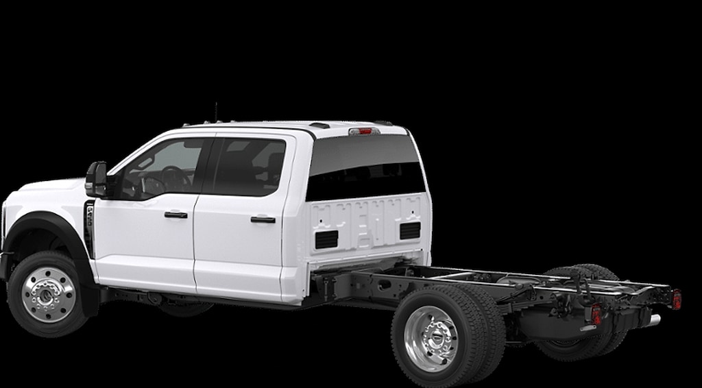 New 2026 Ford F-450 Chassis Lariat