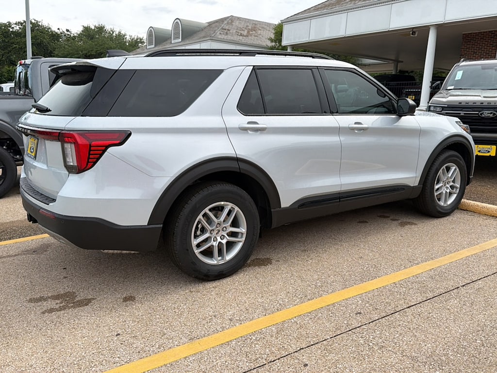 New 2026 Ford Explorer Active w/200A Pkg