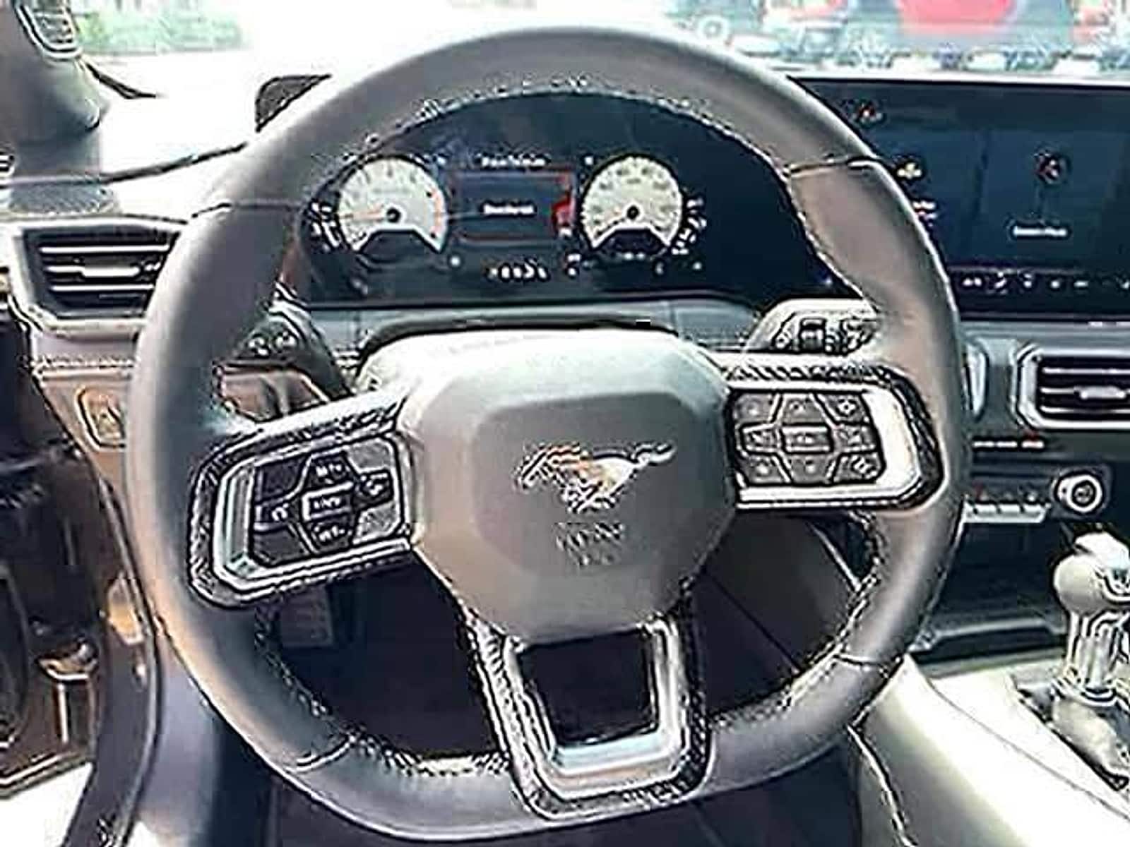 2024 Ford Mustang EcoBoost Premium - Photo 18